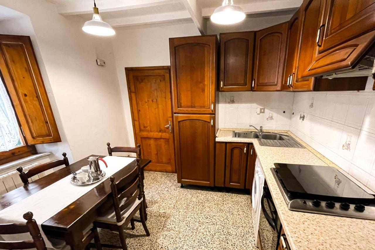 Casa Storica Con Terrazzo Villa Castellina Marittima Bagian luar foto