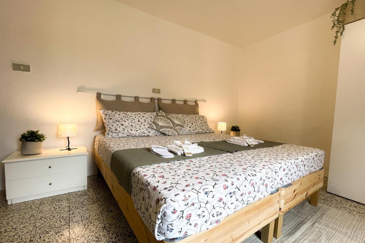 Casa Storica Con Terrazzo Villa Castellina Marittima Bagian luar foto