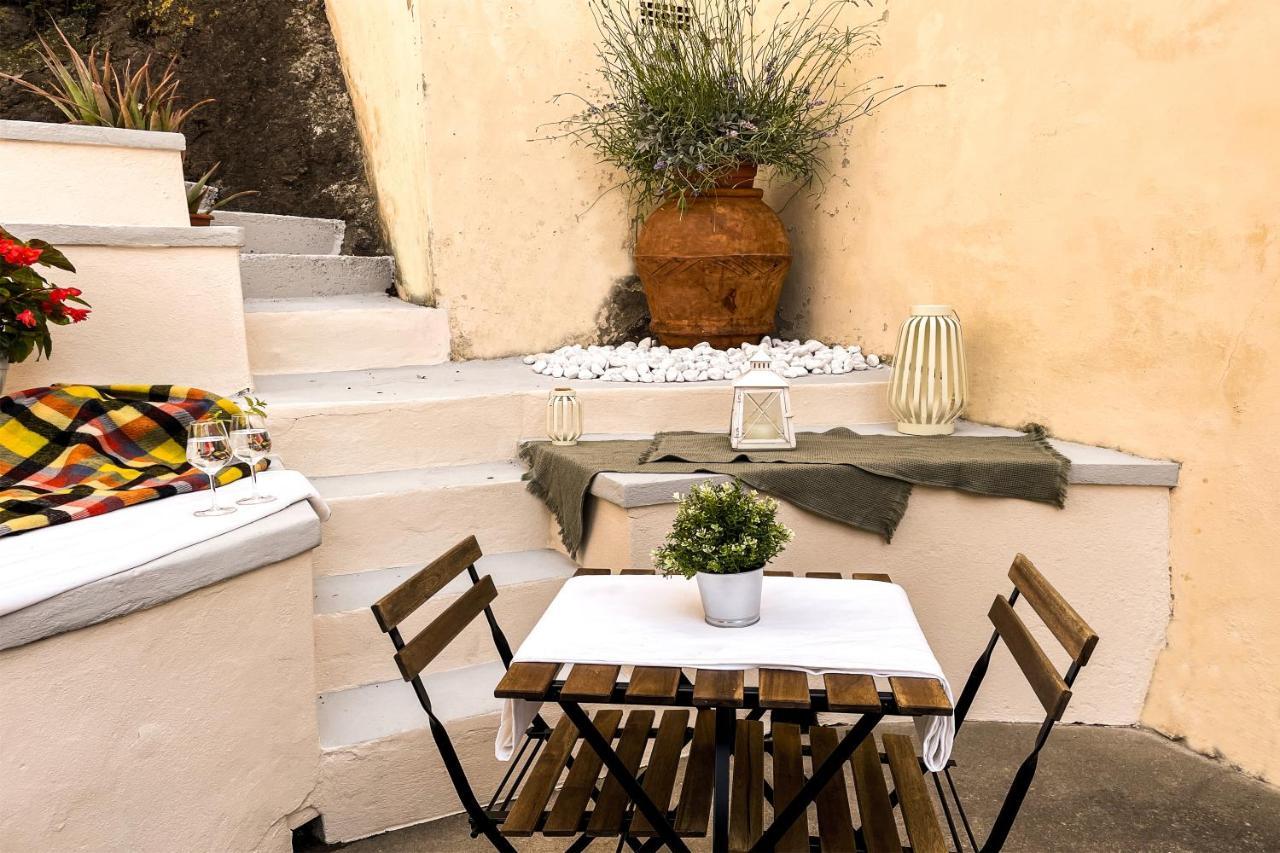 Casa Storica Con Terrazzo Villa Castellina Marittima Bagian luar foto